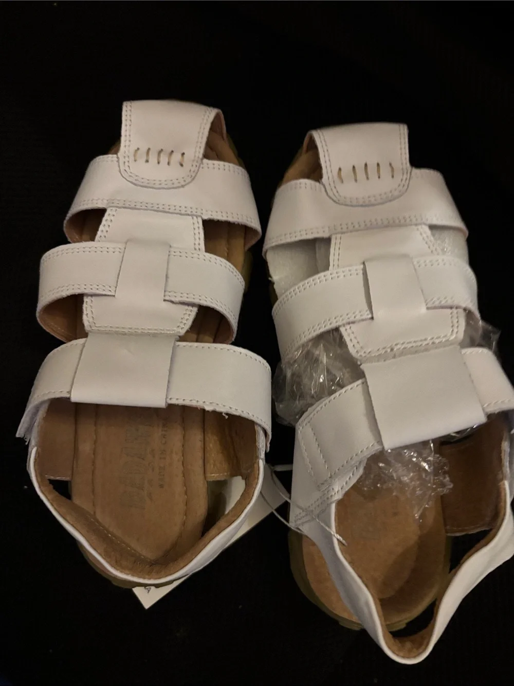 DADAWEN Girls Kid White Sandals Sz 35 NWT